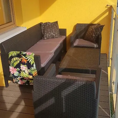 Lägenhet Miodowy Dom *